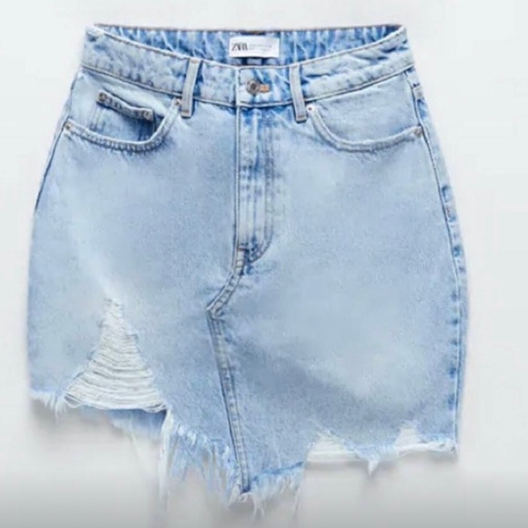 ZARA ASYMMETRIC DENIM MINI SKIRT Bloggers favorite - Picture 4 of 7